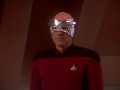 Picard tritt als Korgano Masaka entgegen.jpg