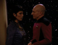 Picard lässt Ro dem Maquis eine Falle stellen.jpg