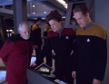 Carey neu an Bord der Voyager.jpg