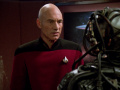 Picard ist überrascht, dass Hugh sich weigert Geordi zu verletzen.jpg