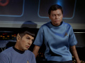 Spock bezweifelt den Wahrheitsgehalt von Charlies Geschichte.jpg