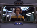 Torres informiert Janeway über ihre Übereinkunft mit den automatischen Einheiten.jpg