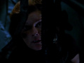 Janeway versteckt sich vor Turanj.jpg