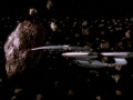 Picard nutzt die Anziehungskraft des Asteroiden.jpg