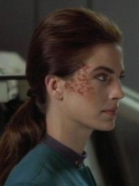 Jadzia Dax frühes Make-Up.jpg