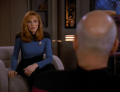 Beverly Crusher spricht mit Picard, weil ihr Sohn wie ausgewechselt scheint.jpg