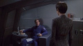 T'Pol informiert Archer über ihre Mission.JPG