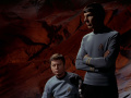 McCoy versteht nicht, wieso Spock sich so schnell mit der Situation abgefunden hat.jpg