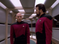 Riker erklärt Picard die Vorzüge von Trois Hochzeit.jpg