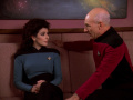 Troi gibt Picard ihren Segen.jpg