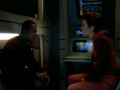 Kira und Sisko sprechen über Odo.jpg
