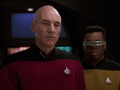 Picard will den Borg als Überträger für ein Schadprogramm nutzen.jpg