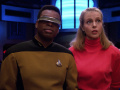 La Forge und Bates präsentieren Captain Picard und Riker ihren Plan.jpg