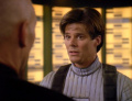 Jason Vigo ist überrascht, dass Picard sein Vater sein soll.jpg